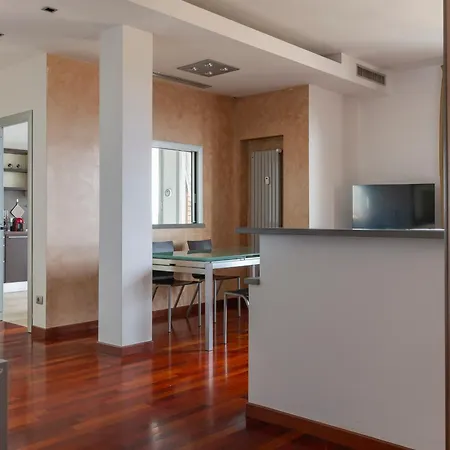 San Luca Fine House *