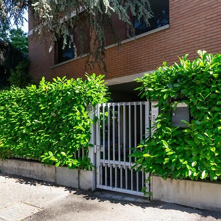 San Luca Fine House דירה