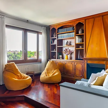 San Luca Fine House *